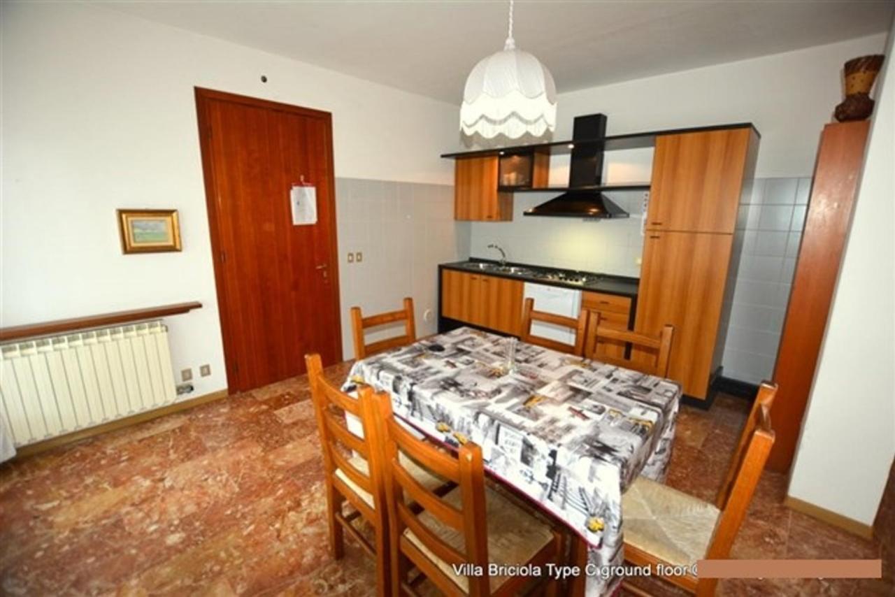 Apartament Lignano Exclusive With Pool Lignano Sabbiadoro Zewnętrze zdjęcie