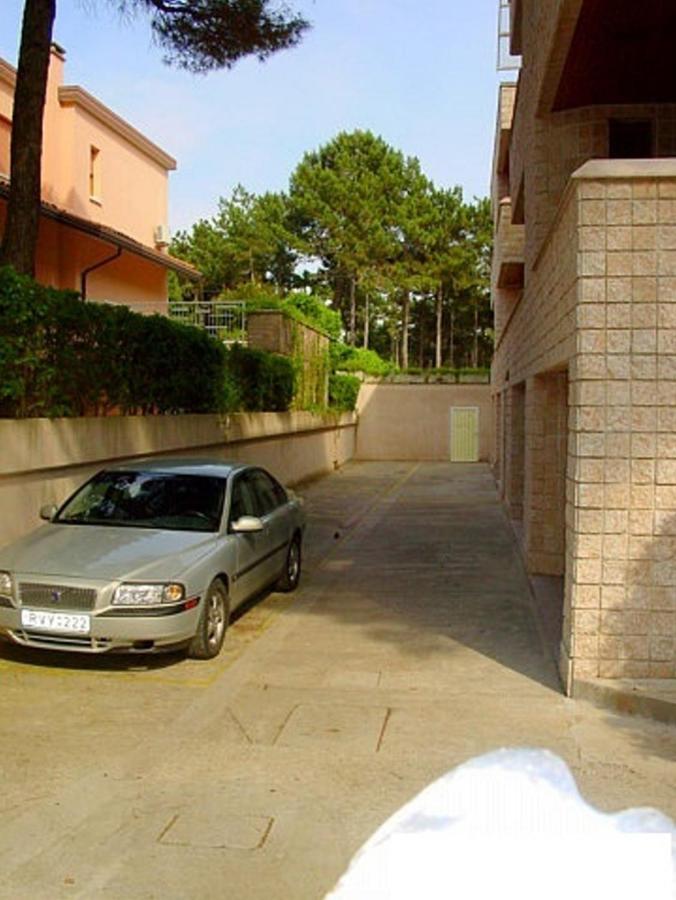 Apartament Lignano Exclusive With Pool Lignano Sabbiadoro Zewnętrze zdjęcie