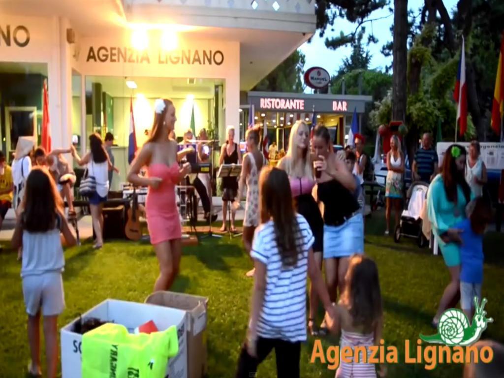 Apartament Lignano Exclusive With Pool Lignano Sabbiadoro Zewnętrze zdjęcie